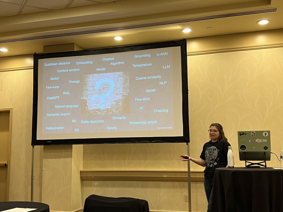 mkheck's tweet image. Next up at #dev2next, @JMHReif talking about #ai, #rag, and more!