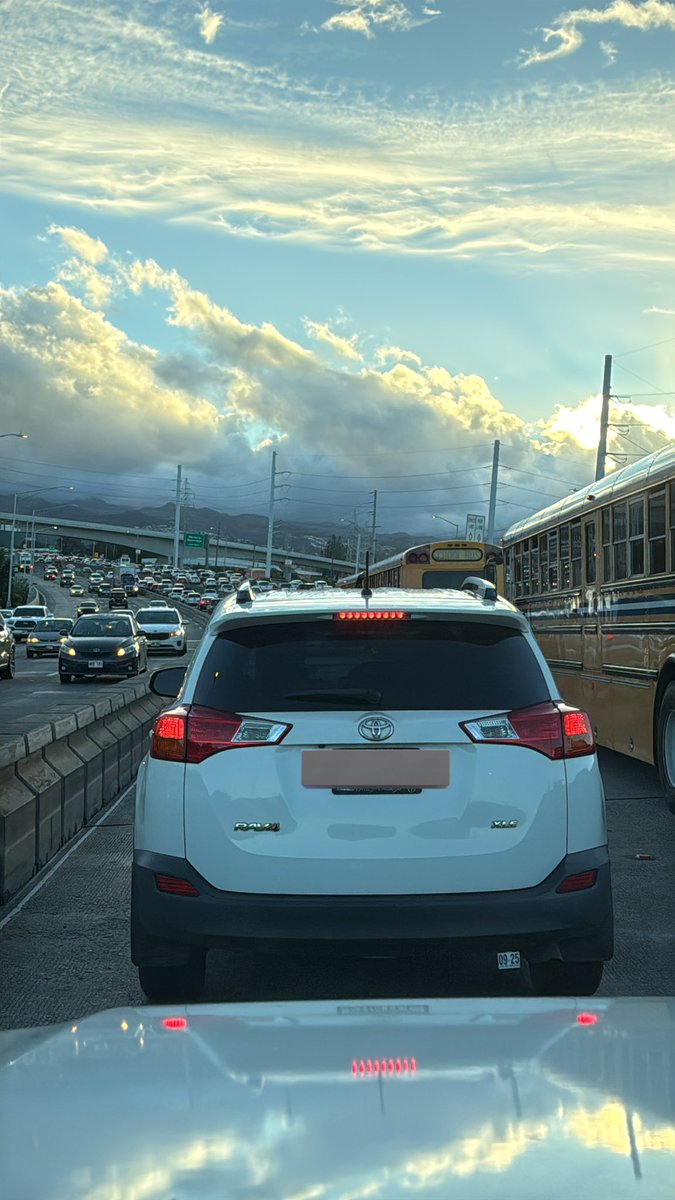Zipper lane clogged after the merge  #hitraffic