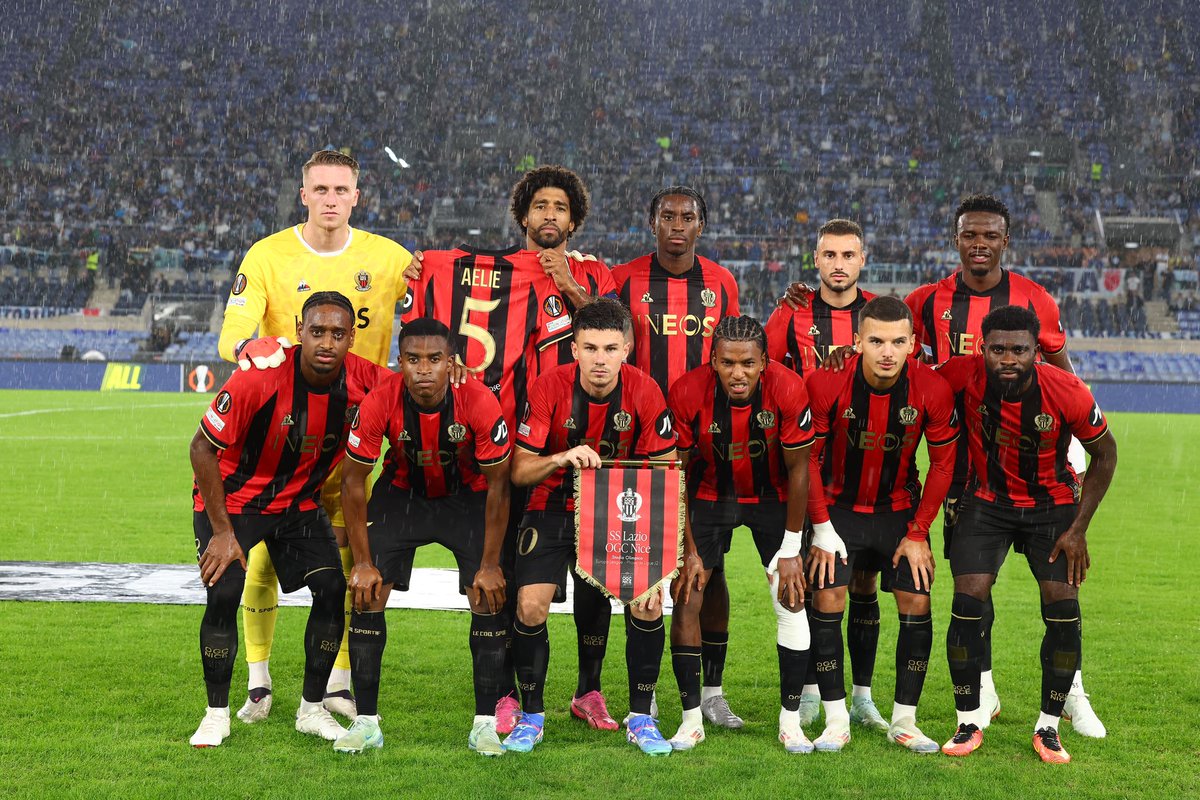 ogcnice's tweet photo. Pour notre ville, pour nos supporters. 🔴⚫

Et en pensant très fort à la petite Aëlie, qui aurait fêté ses 7 ans ce samedi, ainsi qu’à sa famille 💕 @lepointrose 

#LazioOGCN | #UEL https://t.co/CXLGdh9n88