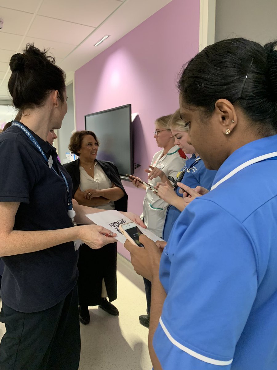 <a href="/RCN_NI/">RCN Northern Ireland</a> out with our Gen Sec/ Chief Executive in the <a href="/setrust/">South Eastern Trust</a> <a href="/DrDSRobinson/">David Robinson</a> meeting staff and learning about new initiative “What to know on the go” . Small bite size learning