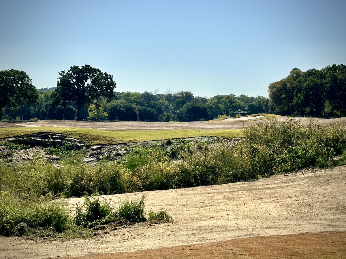 TreyKempGCA's tweet photo. Heritage Links is grassing the last few holes out at Meadowbrook in Fort Worth. Looking good! @RyanMorant @GolfFortWorth #texasgolf #municipalgolf https://t.co/drYY40L07e