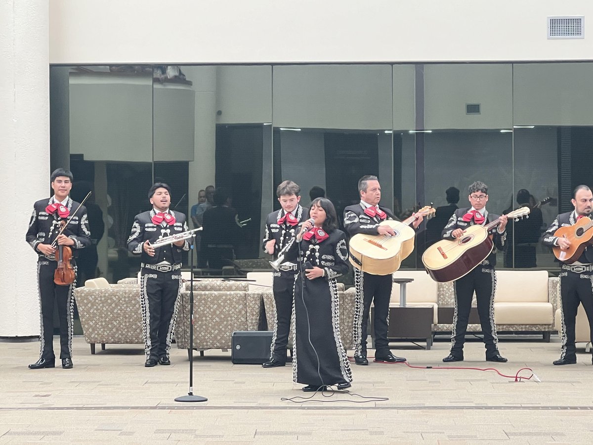 Student Services Aldine ISD (@stuservaldine) on Twitter photo Celebrating Hispanic Heritage Month with an amazing performance by <a href="/Carver_Mariachi/">Carver HS Mariachi</a> 🪇🪇#AISDHHM24 #aldineimpact #impactoaldine Celebrating Hispanic Heritage Month with an amazing performance by <a href="/Carver_Mariachi/">Carver HS Mariachi</a> 🪇🪇#AISDHHM24 #aldineimpact #impactoaldine