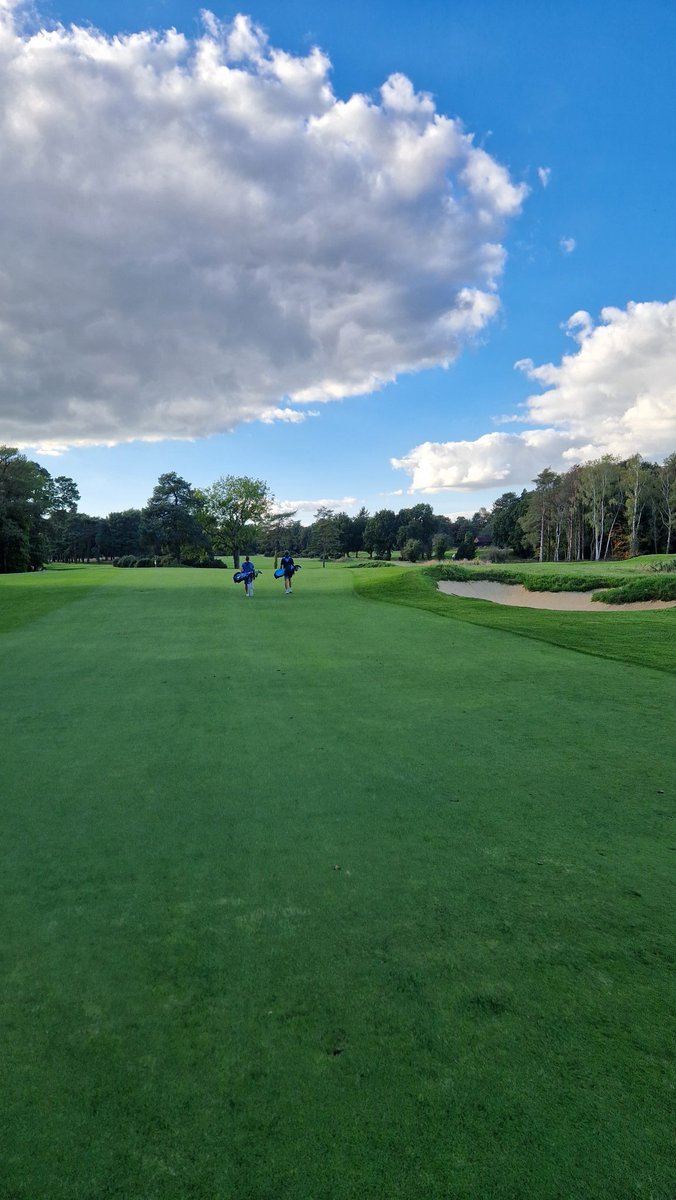 Eddie Campbell (@eddiecampb3ll) on Twitter photo 📍Frilford Heath GC; green course 🟢
Thanks <a href="/FrilfordHeathGC/">Frilford Heath Golf Club</a> for the courtesy for both myself and our seasonal, Harry today. Course in great nic, tight green surrounds looking & playing fantastic and flat raked bunkers are mega 👌 <a href="/heath_gc/">Frilford Heath GC Courses & Estates</a> 📍Frilford Heath GC; green course 🟢
Thanks <a href="/FrilfordHeathGC/">Frilford Heath Golf Club</a> for the courtesy for both myself and our seasonal, Harry today. Course in great nic, tight green surrounds looking & playing fantastic and flat raked bunkers are mega 👌 <a href="/heath_gc/">Frilford Heath GC Courses & Estates</a>