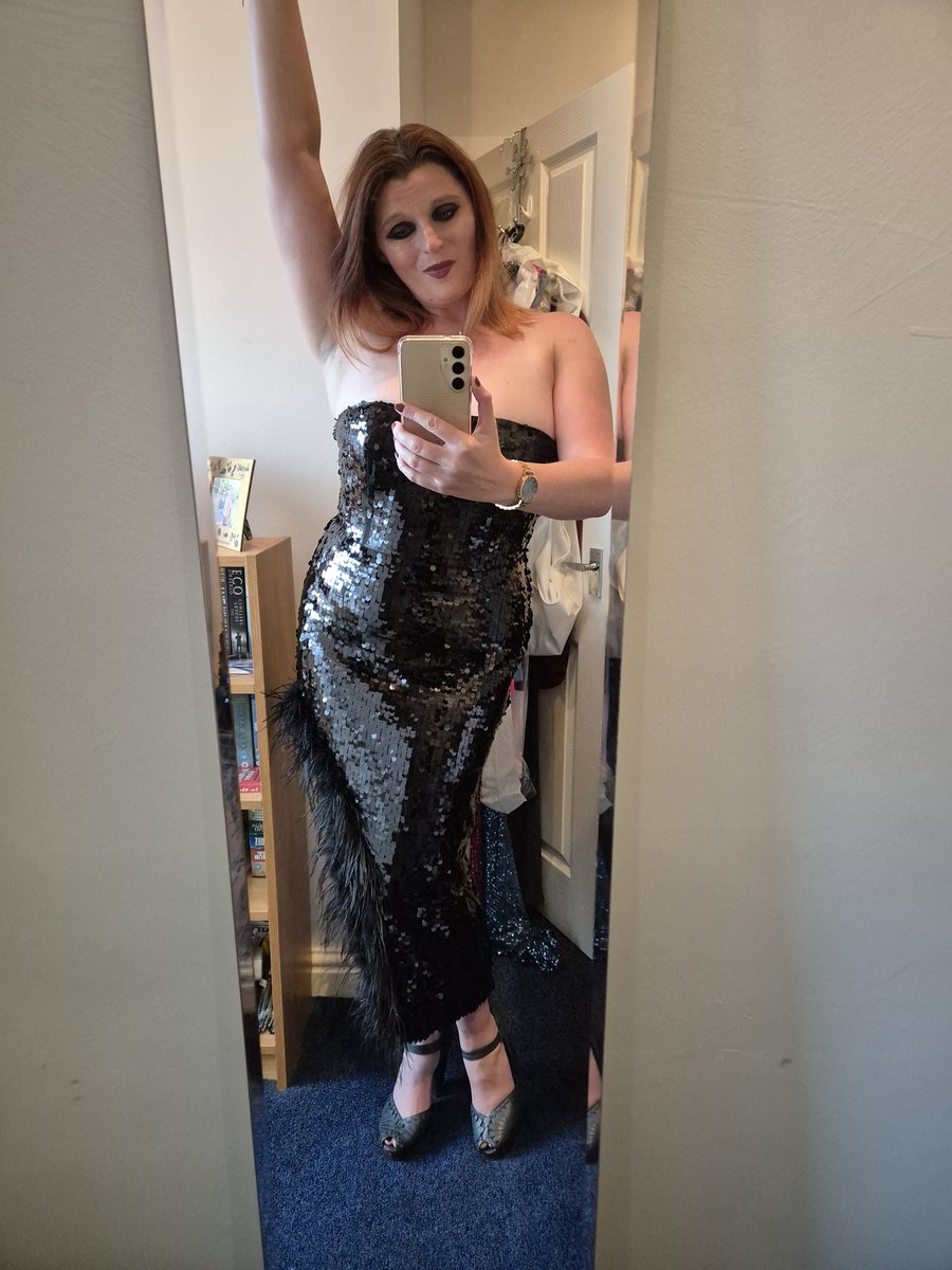 Danielle (@aimingelsewhere) on Twitter photo Leaning into the sparkly side of glam rock for tonight's <a href="/FTCharitableF/">Frenkel Topping Charitable Foundation</a> #FTGBall2024 . Looking forward to seeing some great people and supporting a fabulous cause. π€ Leaning into the sparkly side of glam rock for tonight's <a href="/FTCharitableF/">Frenkel Topping Charitable Foundation</a> #FTGBall2024 . Looking forward to seeing some great people and supporting a fabulous cause. π€
