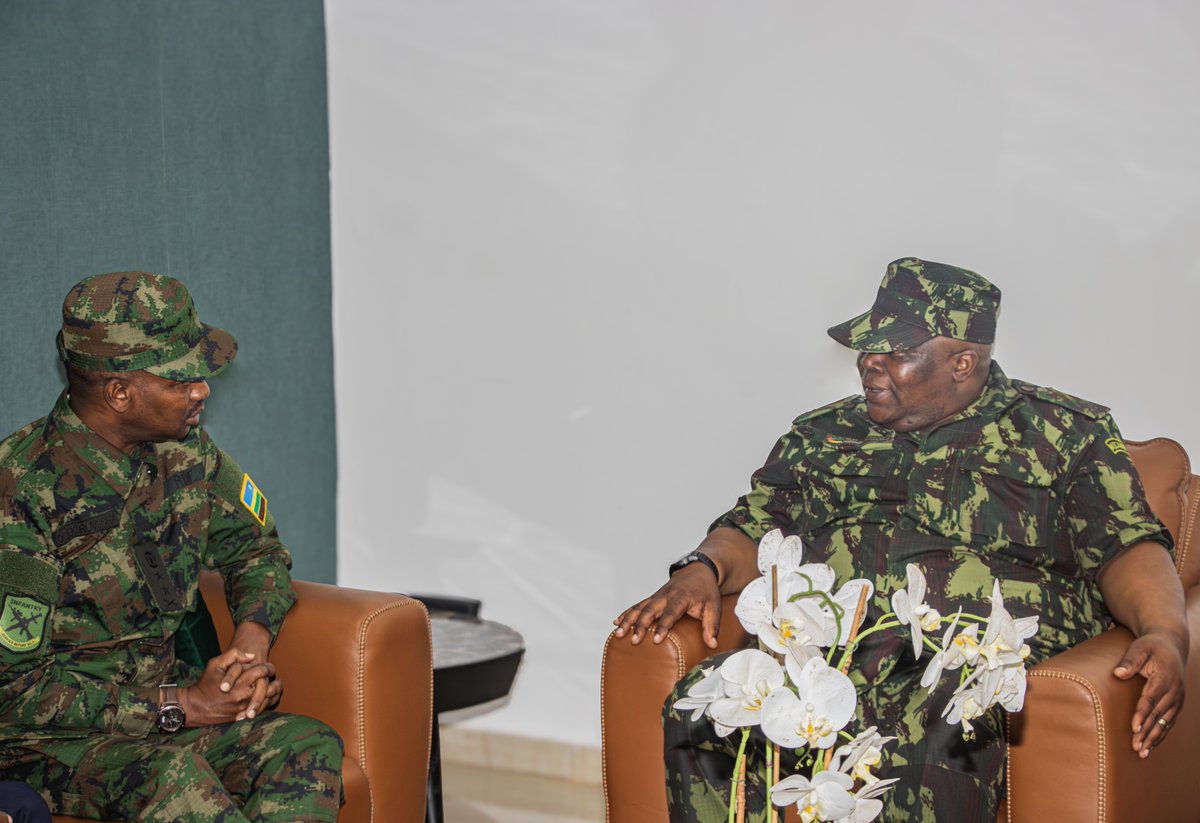 RwandaMoD's tweet photo. On 01 Oct 24, Rwanda Security Forces (RSF) Commander Maj Gen Emmy K Ruvusha attended the 11th Operations Coordination meeting held at Pemba City, attended by Mozambique Armed Forces delegation, Tanzanian Bilateral Force delegation and Local Forces. 

He assured the participants that RSF will continue intensifying offensive operations against terrorists in areas of responsibility in order to deny them freedom of action.
