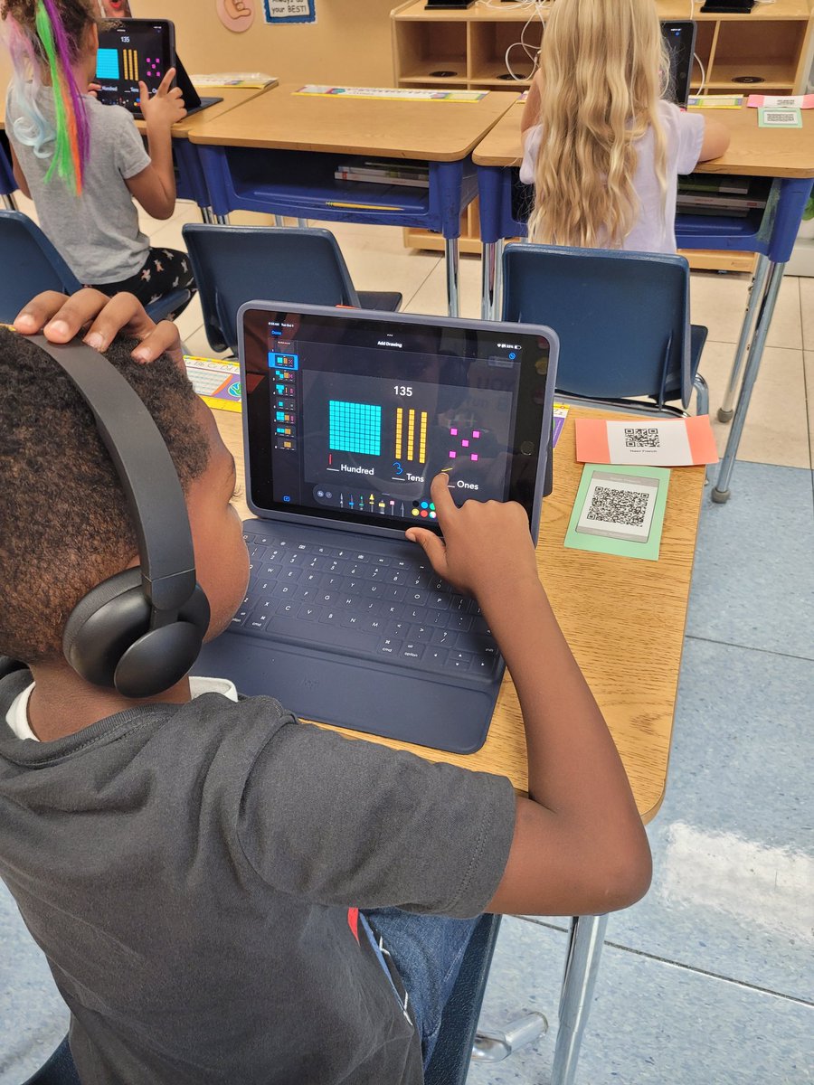 ShannonP511's tweet image. 🌟Alamance Elem: Innovation in Action! 

Students are thinking creatively, solving problems, &amp;amp; pushing boundaries in the classroom! From using new tech to tackling real-world challenges, they&apos;re turning ideas into opportunities.

👏 Let’s celebrate their amazing work!
@jmaness4