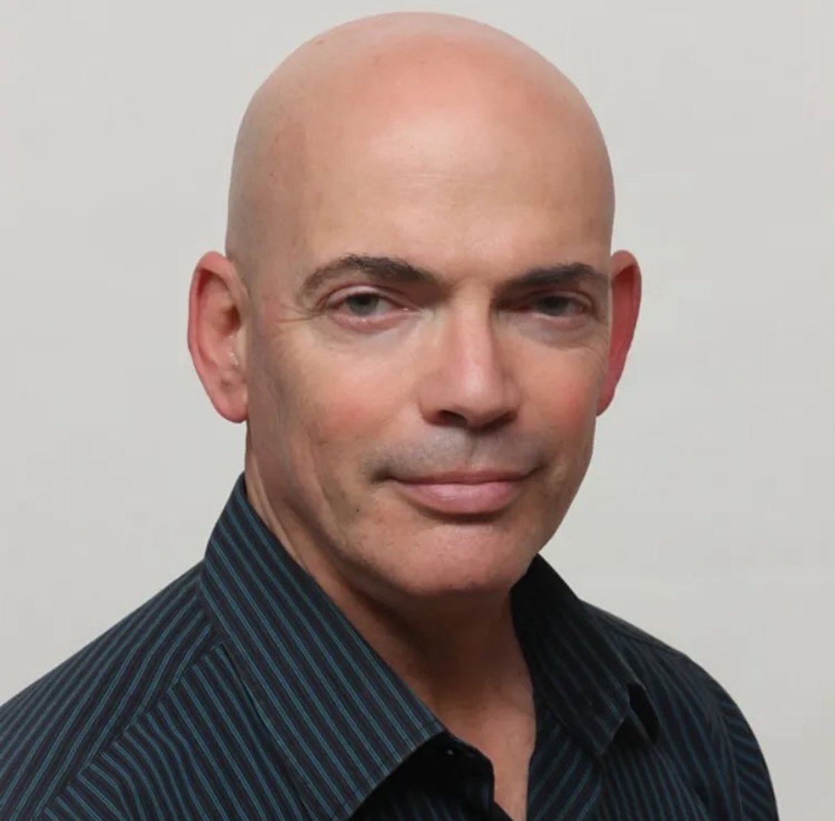 HumansOfJudaism's tweet image. This is an appreciation post for Daniel Gold, inventor of Israel’s life-saving Iron Dome. Thank you!!