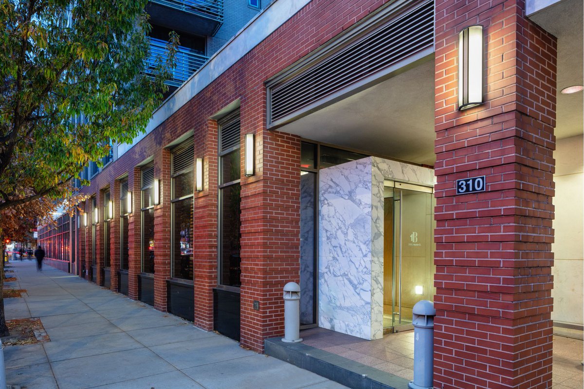 marinarchitects's tweet photo. 310 East Houston. https://t.co/zQfxUni6XF