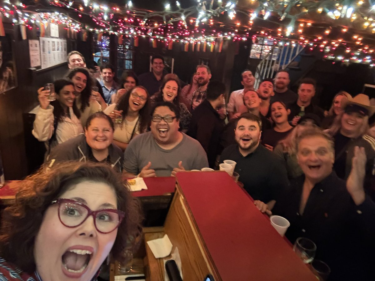 francaverce's tweet photo. Tough week, tough day. Come sing multiple feelings with me at @mariescrisis TONIGHT, TUES, OCT 1, 9:30pm-closing. #tuesday #mariescrisis #broadway #singalong #nyc #showtunes #pianobar #livemusic #sing #host #actor #singer #actormusician https://t.co/EfkbIKtwzw