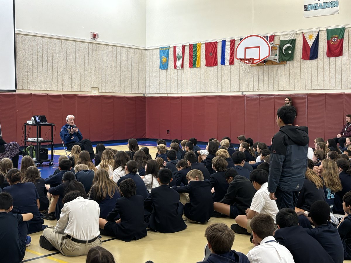 BISB_School's tweet image. Last Friday, Astronaut Jeffrey Hoffman joined our Middle and High School students for an inspiring morning assembly at #BISB, kicking off the Cambridge Science Festival weekend! He captivated everyone with incredible stories from his time in space. #ExceptionalLearning