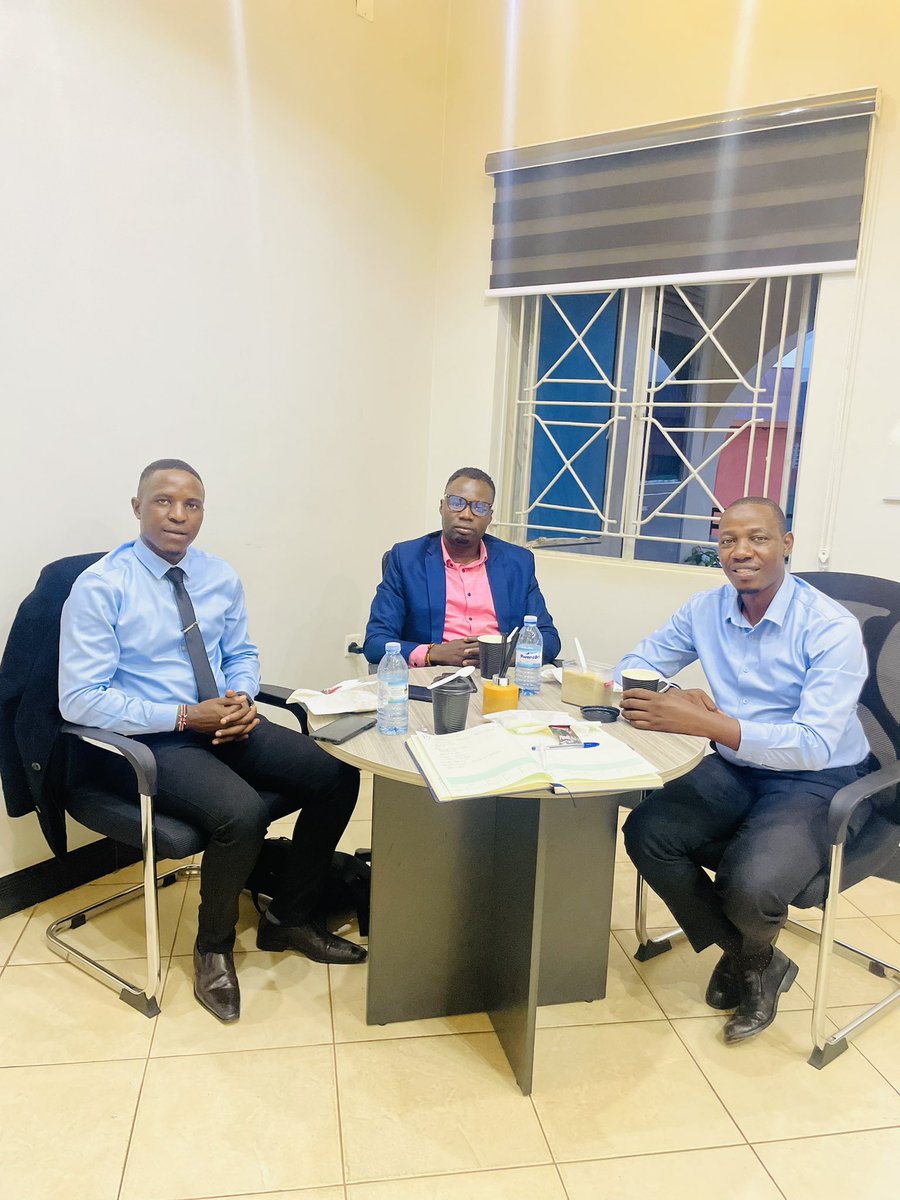 enos_musinguzi's tweet image. Today evening, I and @Welcomechrispus , from @SSLC49 Met @KateregaUthman  and discussed the progress and future of Star Swahili towards championing Kiswahili language following agenda 2063 @_AfricanUnion 

Mr Katerega promised a strong support towards the cause.