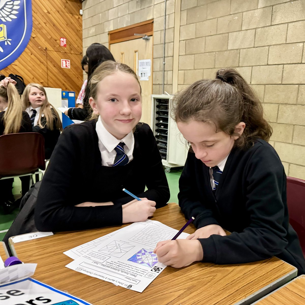 stjohnsmaths's tweet image. Monday’s S1 Maths &amp;amp; Numeracy Challenge with 1M1, 1M3, 1M4 and 1J3.  
Photos part 2 😊
#TerrificTeamwork 
#FunChallenges
#NumeracyAcrossLearning
#MathsWeekScotland
@StJohnsOfficial