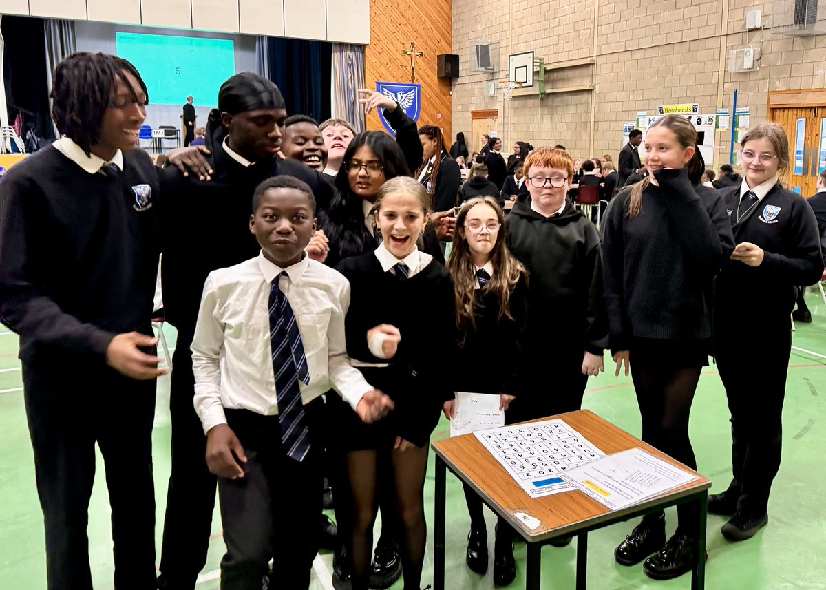 stjohnsmaths's tweet image. Monday’s S1 Maths &amp;amp; Numeracy Challenge with 1M1, 1M3, 1M4 and 1J3.  
Photos part 3 😊
#TerrificTeamwork 
#FunChallenges
#NumeracyAcrossLearning
#MathsWeekScotland
@StJohnsOfficial