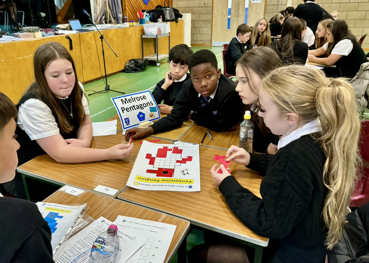 stjohnsmaths's tweet image. Monday’s S1 Maths &amp;amp; Numeracy Challenge with 1M1, 1M3, 1M4 and 1J3.  
Photos part 3 😊
#TerrificTeamwork 
#FunChallenges
#NumeracyAcrossLearning
#MathsWeekScotland
@StJohnsOfficial