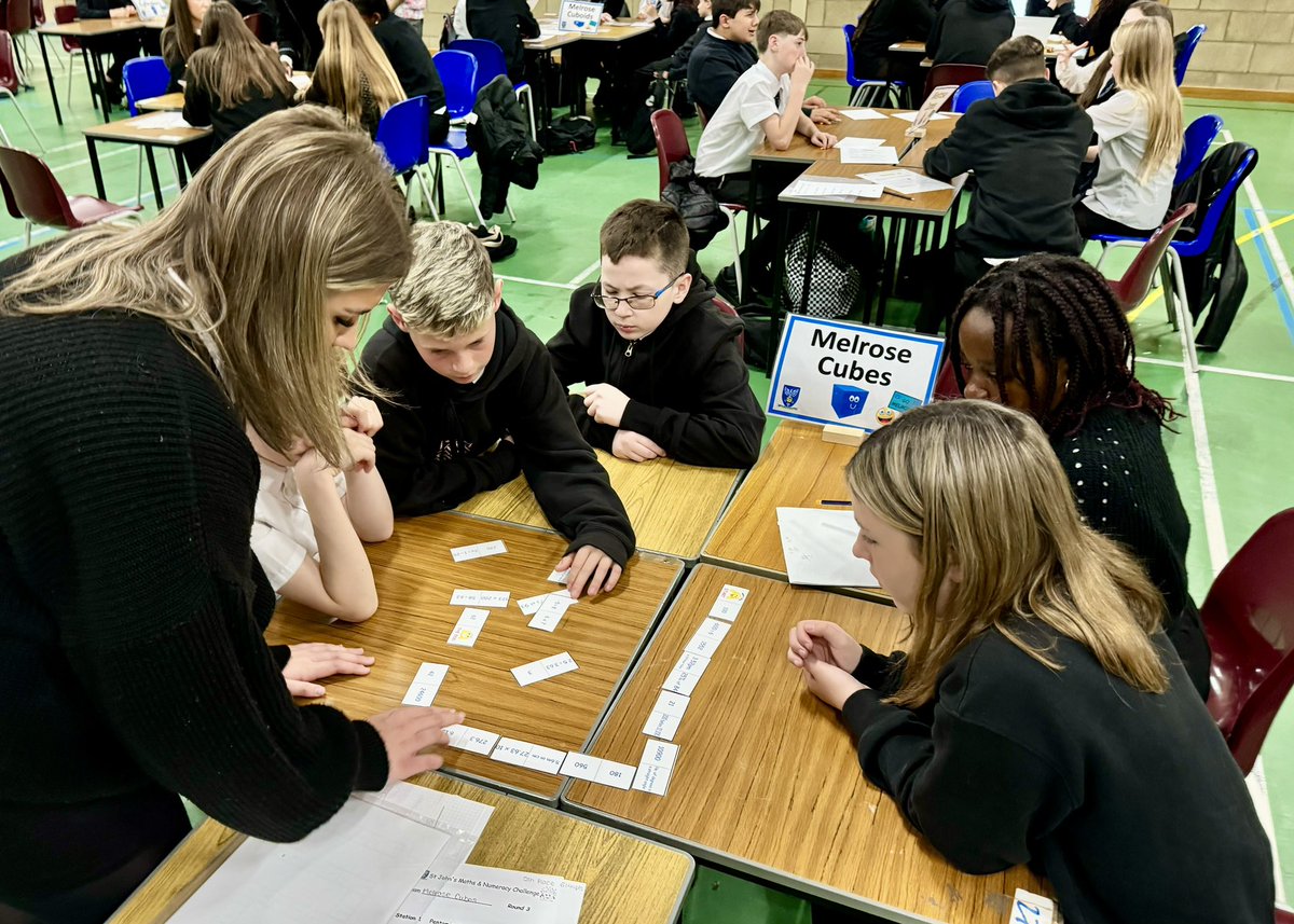 stjohnsmaths's tweet image. Monday’s S1 Maths &amp;amp; Numeracy Challenge with 1M1, 1M3, 1M4 and 1J3.  
Photos part 3 😊
#TerrificTeamwork 
#FunChallenges
#NumeracyAcrossLearning
#MathsWeekScotland
@StJohnsOfficial