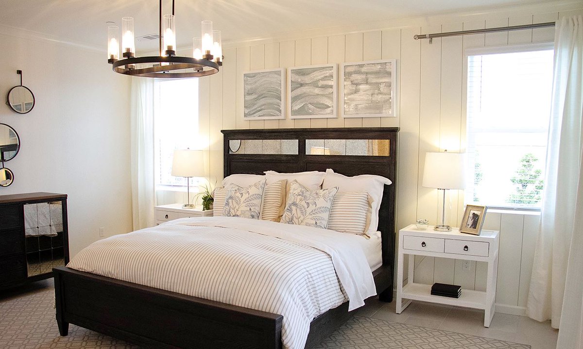 PresidioRes's tweet photo. @SJVHomes presents San Rio, featuring homes from 1,443 to 2,803 sq ft with 3-5 beds and 2-3.5 baths. These homes offer 2-3 car garages, Tuscan, Mediterranean, and Craftsman exteriors, and open interiors with 9-foot ceilings. Three models to tour. Call 559-936-6336 to learn more. https://t.co/frJELjAxWS