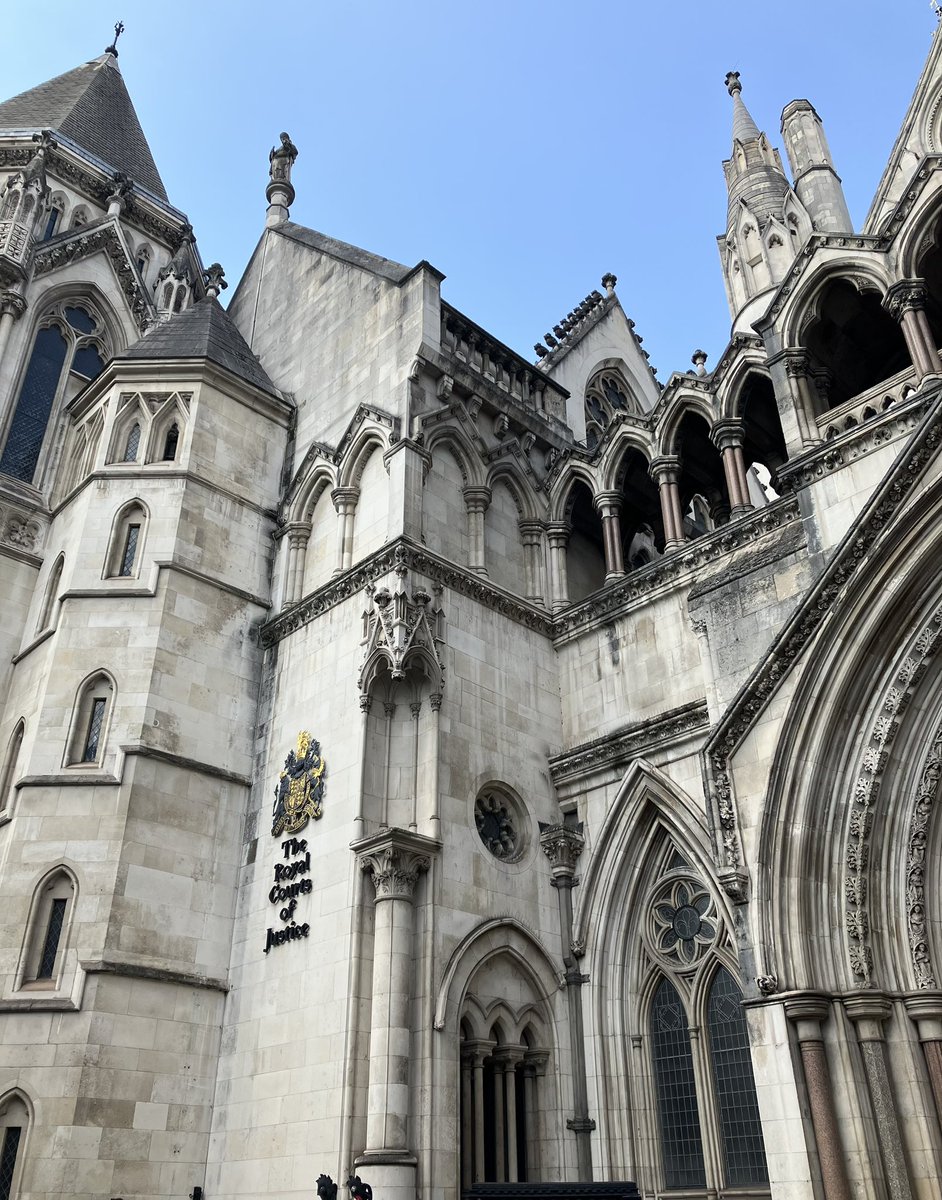 Elisabetta Sciallis tweet media