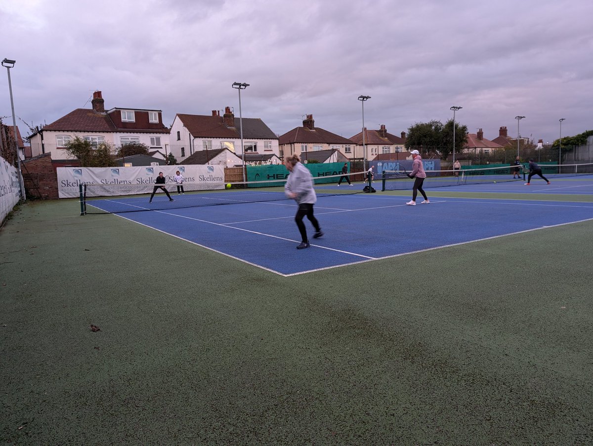 Tʜᴏʀɴᴅᴀʟᴇ Tᴇɴɴɪꜱ🎾 tweet media