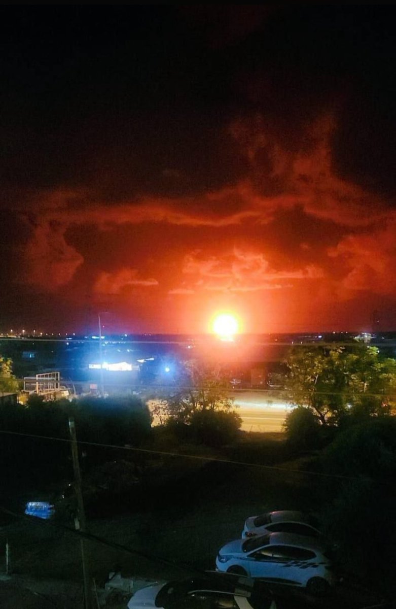 ﴿وَیَشۡفِ صُدُورَ قَوۡمࣲ مُّؤۡمِنِینَ﴾

#ايران #إسرائيل 
#تل_أبيب 
#تل_أبيب_تحترق