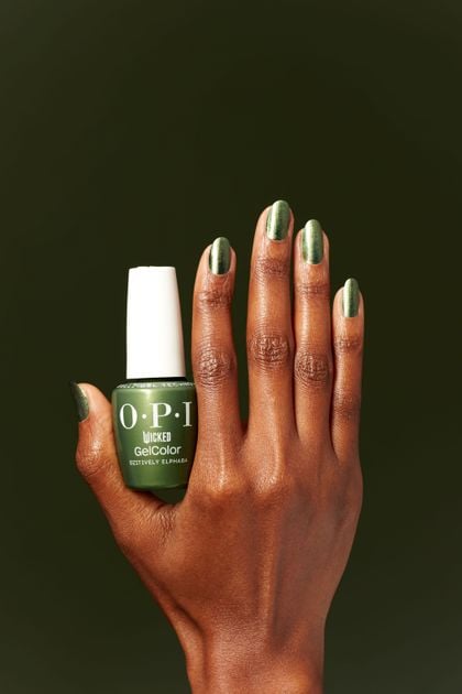 Totally Wicked: OPI x Wicked Collection Launches: Each nail polish in the collection is inspired by iconic moments and characters from Wicked, ensuring that every color tells a story. nailsmag.com/1092196/totall…
