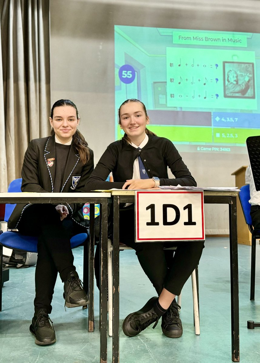 stjohnsmaths's tweet image. Today’s S1 Maths &amp;amp; Numeracy Challenge with 1D1, 1D3, 1D4 and 1J1. 
Day 2 photos part 3 😊
#TerrificTeamwork 
#FunChallenges
#NumeracyAcrossLearning
#MathsWeekScotland
@StJohnsOfficial