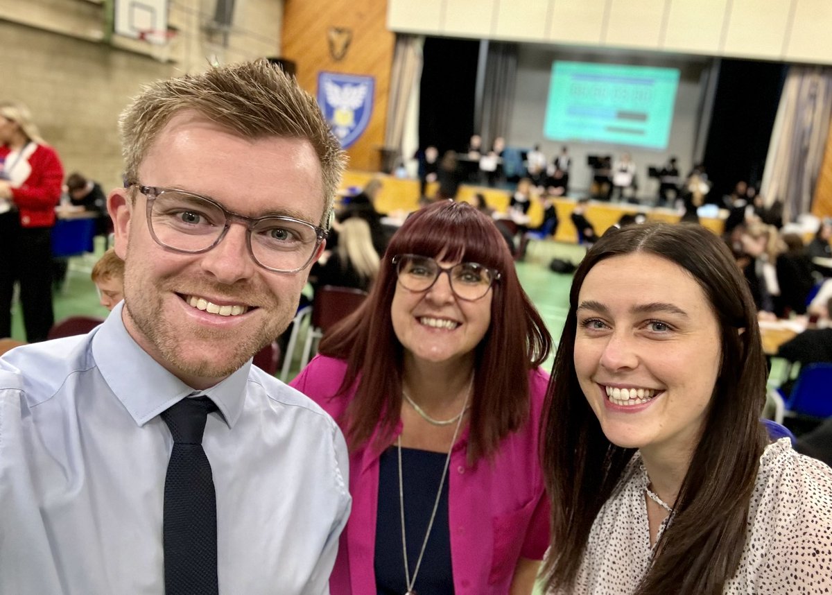 stjohnsmaths's tweet image. Today’s S1 Maths &amp;amp; Numeracy Challenge with 1D1, 1D3, 1D4 and 1J1. 
Day 2 photos part 4😊
#TerrificTeamwork 
#FunChallenges
#NumeracyAcrossLearning
#MathsWeekScotland
@StJohnsOfficial