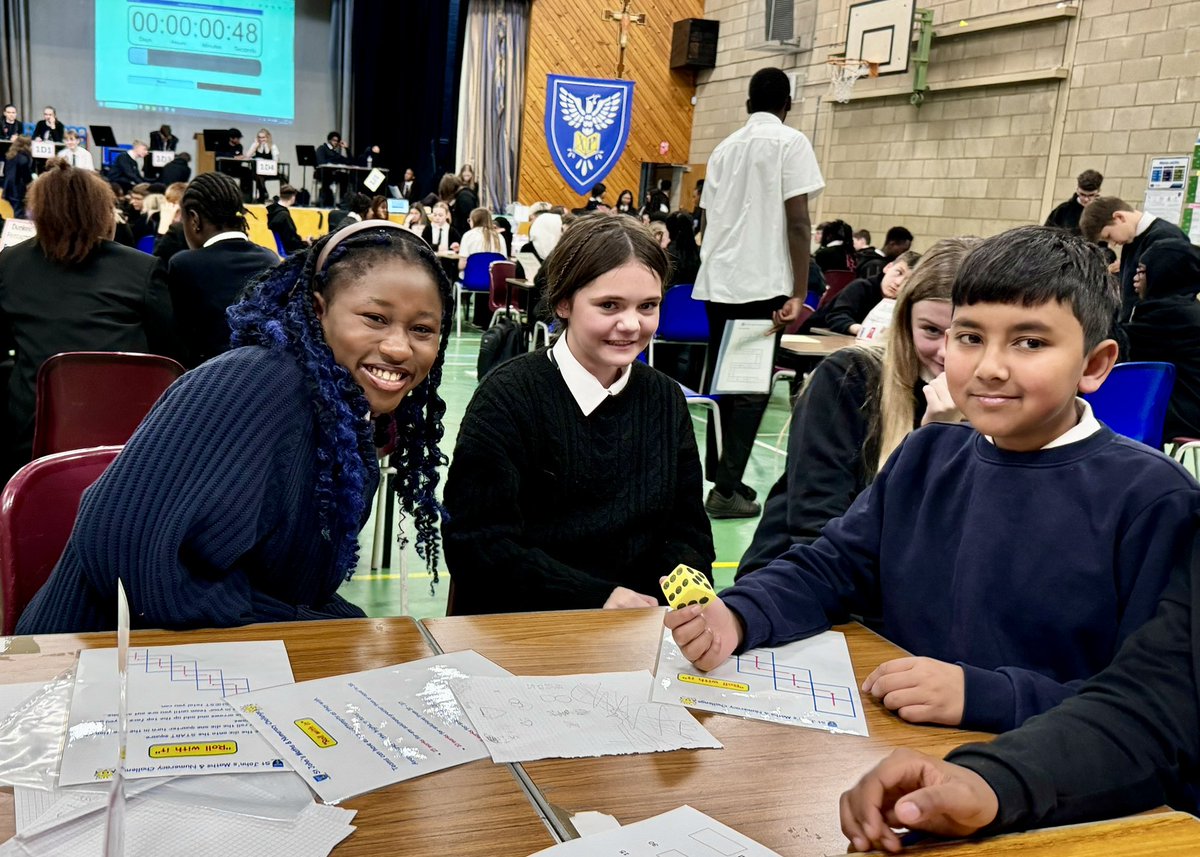 stjohnsmaths's tweet image. Today’s S1 Maths &amp;amp; Numeracy Challenge with 1D1, 1D3, 1D4 and 1J1. 
Day 2 photos part 4😊
#TerrificTeamwork 
#FunChallenges
#NumeracyAcrossLearning
#MathsWeekScotland
@StJohnsOfficial