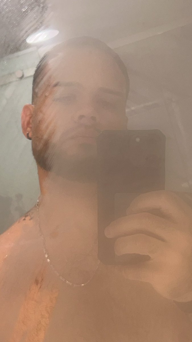 beefyliguy's tweet photo. 🥸😶‍🌫️ https://t.co/rliwY9K5uf