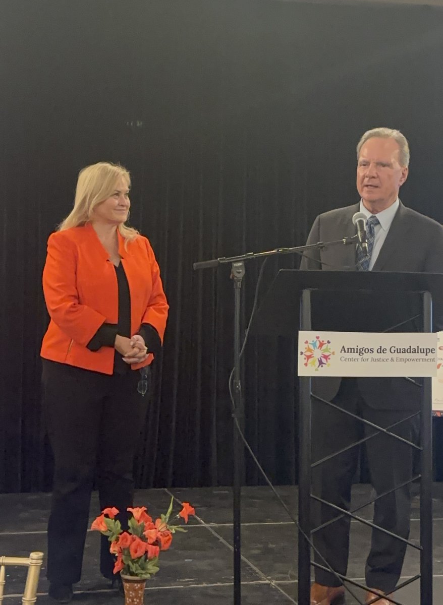 SupCindyChavez's tweet photo. It was also an honor to receive an award from @SenDaveCortese, whose commitment has helped Amigos grow into the $22M organization. 💪 I’m deeply honored to be an Amigo and to continue investing in East Side San Jose and the leaders shaping our future. https://t.co/bouhohjjnw