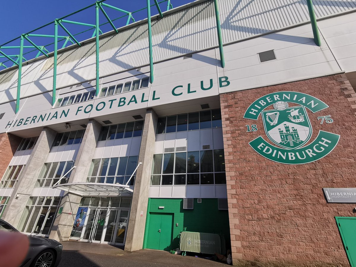 LauGab8's tweet photo. @AwayDayJoe_ @HibernianFC @gordonsmart @HibernianRetro @CardsHibs @HibsTrust https://t.co/hLGrflnICr