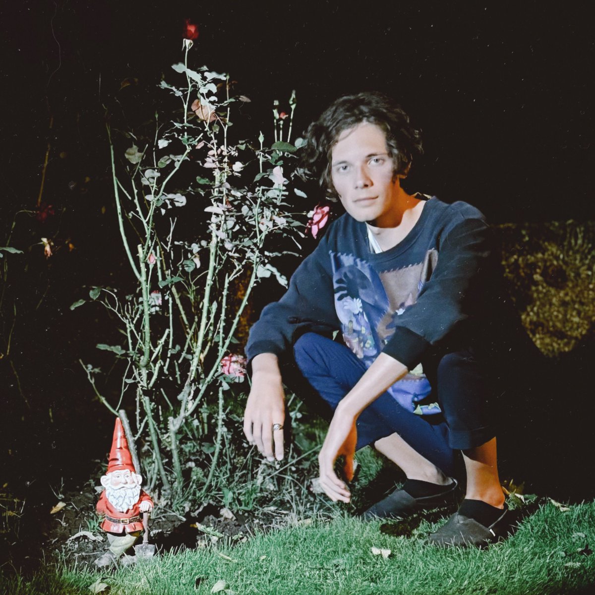 only 3 more days before my normal gardening game Grunn releases! ✂️🪦

it reached 20k wishlists on Steam today 🔥 thank you!! can't wait to share it so soon :)

this is what the real gnome looks like