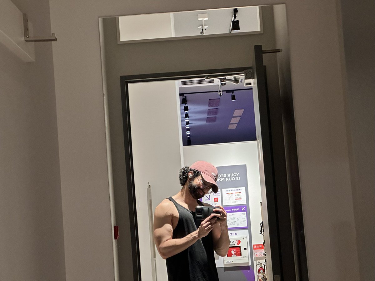 Another day another effort 💪 #Gym #Japan