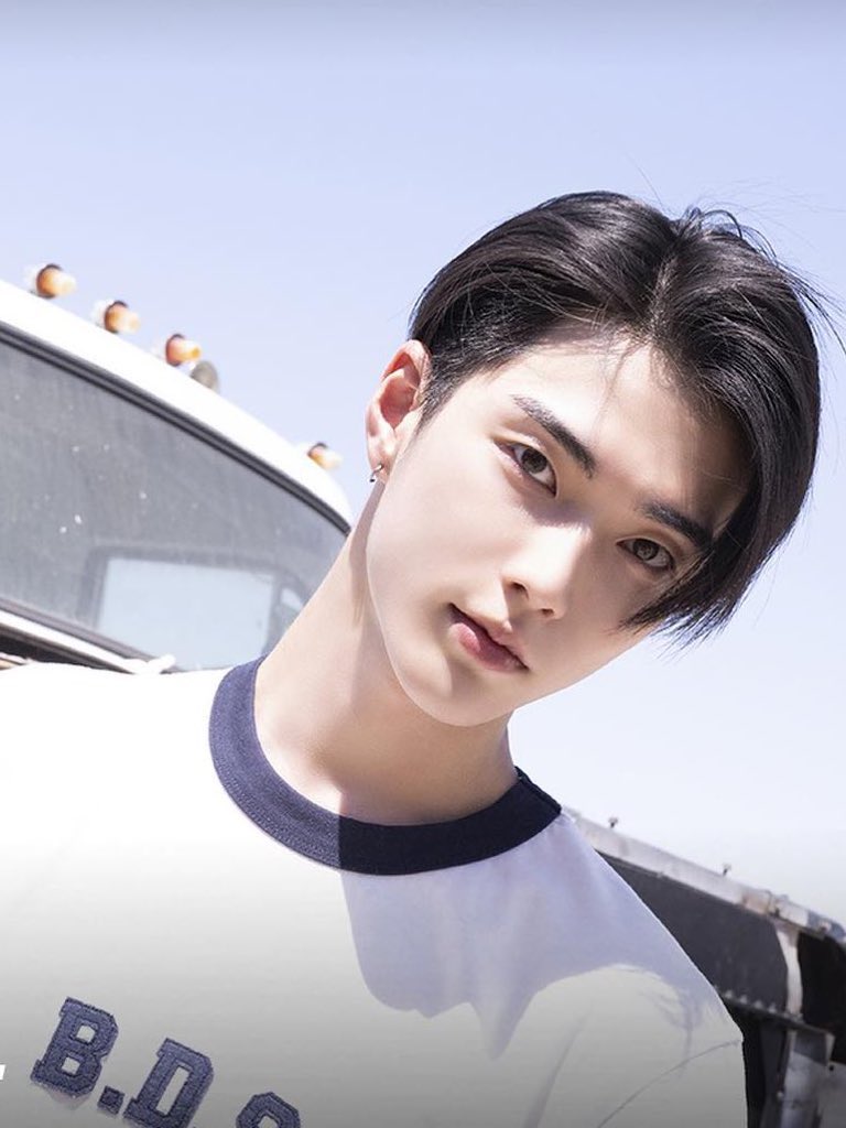 ซึงฮัน 승한 🫧

สุขสันต์วันเกิดนะ ปีที่21ของซึงฮันกำลังจะเริ่มต้นขึ้น ขอให้เป็นช่วงเวลาที่ได้เปล่งประกาย ขอให้ซึงฮันกินอิ่มนอนหลับ ขอบคุณที่เกิดมาเป็นความสุขของใครหลายคนรวมถึงเราด้วย ต่อจากนี้พวกเรามามีความสุขและเดินไปในเส้นทางความฝันของซึงฮันกันนะ รักซึงฮันนะคับ🤍