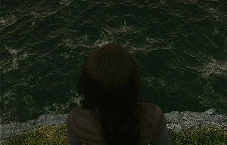 archivetwilight's tweet image. i'm just a girl