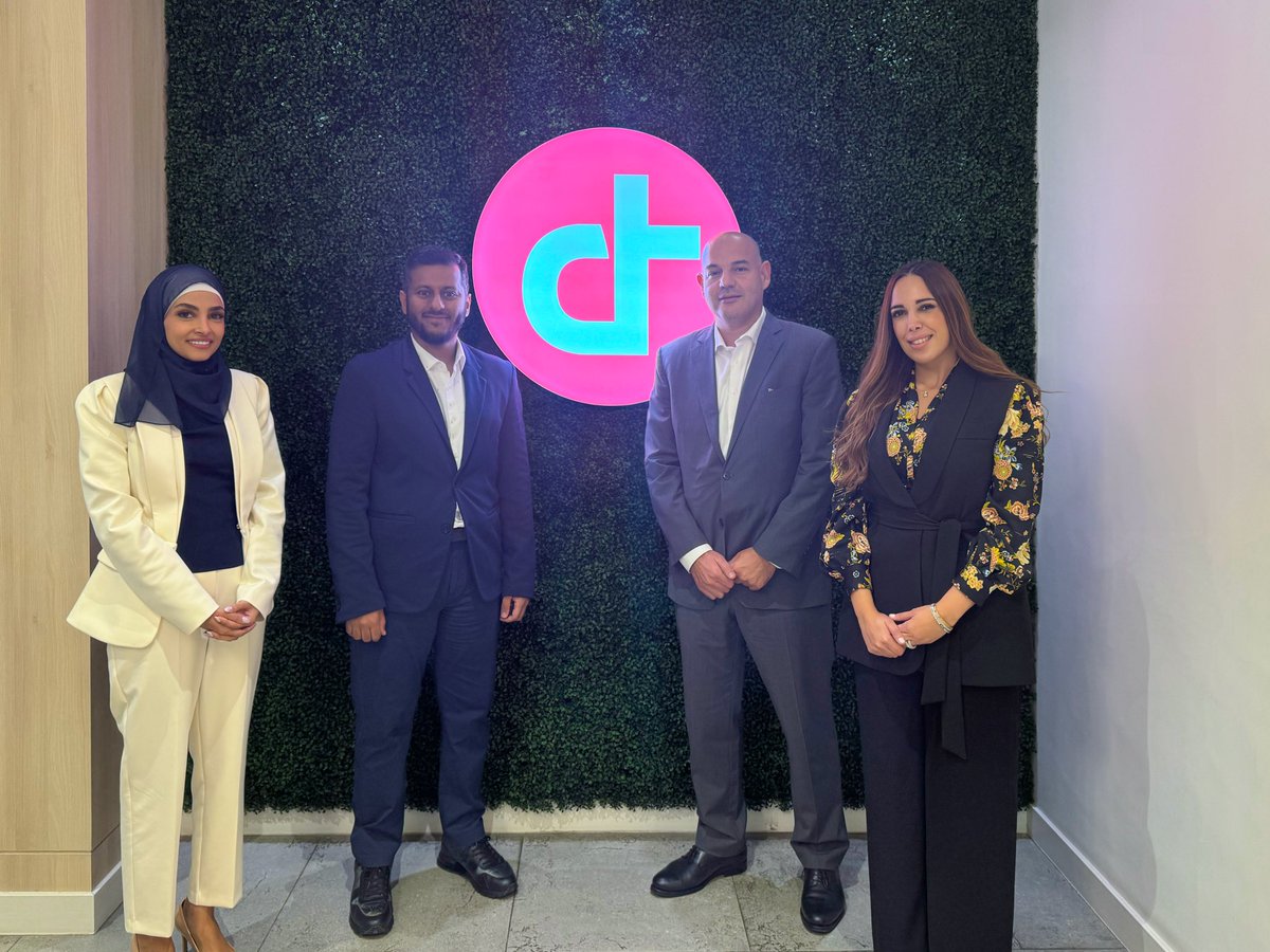 DevoteamMidEast's tweet photo. We had the honor of welcoming Mr.Saleh Algroony, Chief People and Corporate Services from @solutions_bystc , to our Amman office. This visit highlights our shared vision and growing collaboration, driving innovation and excellence together.
#devoteam #solutionsbystc #partnership https://t.co/aTYLz7OM2O