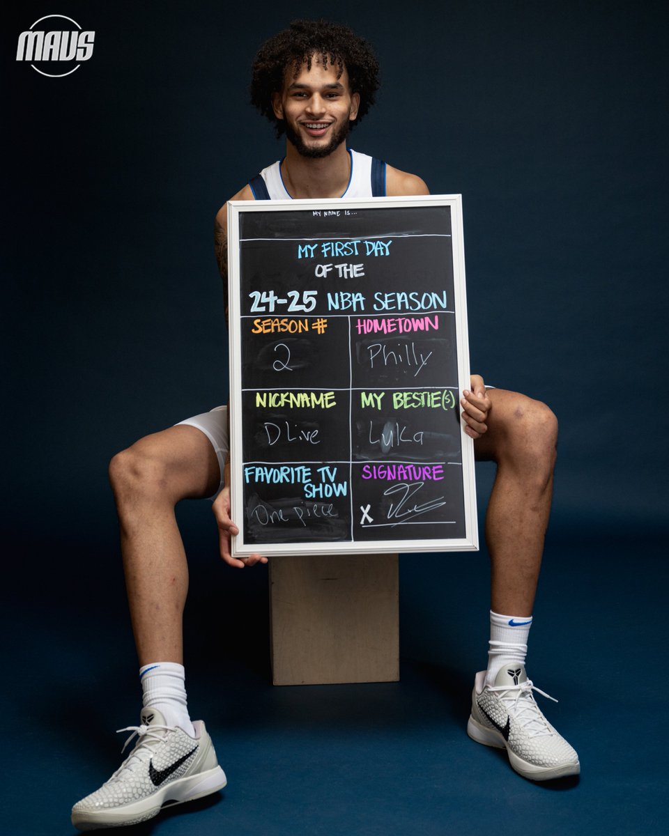 dallasmavs's tweet photo. It’s that time of year again 📚 (1/2)

#MFFL https://t.co/xmqHh2gGcI