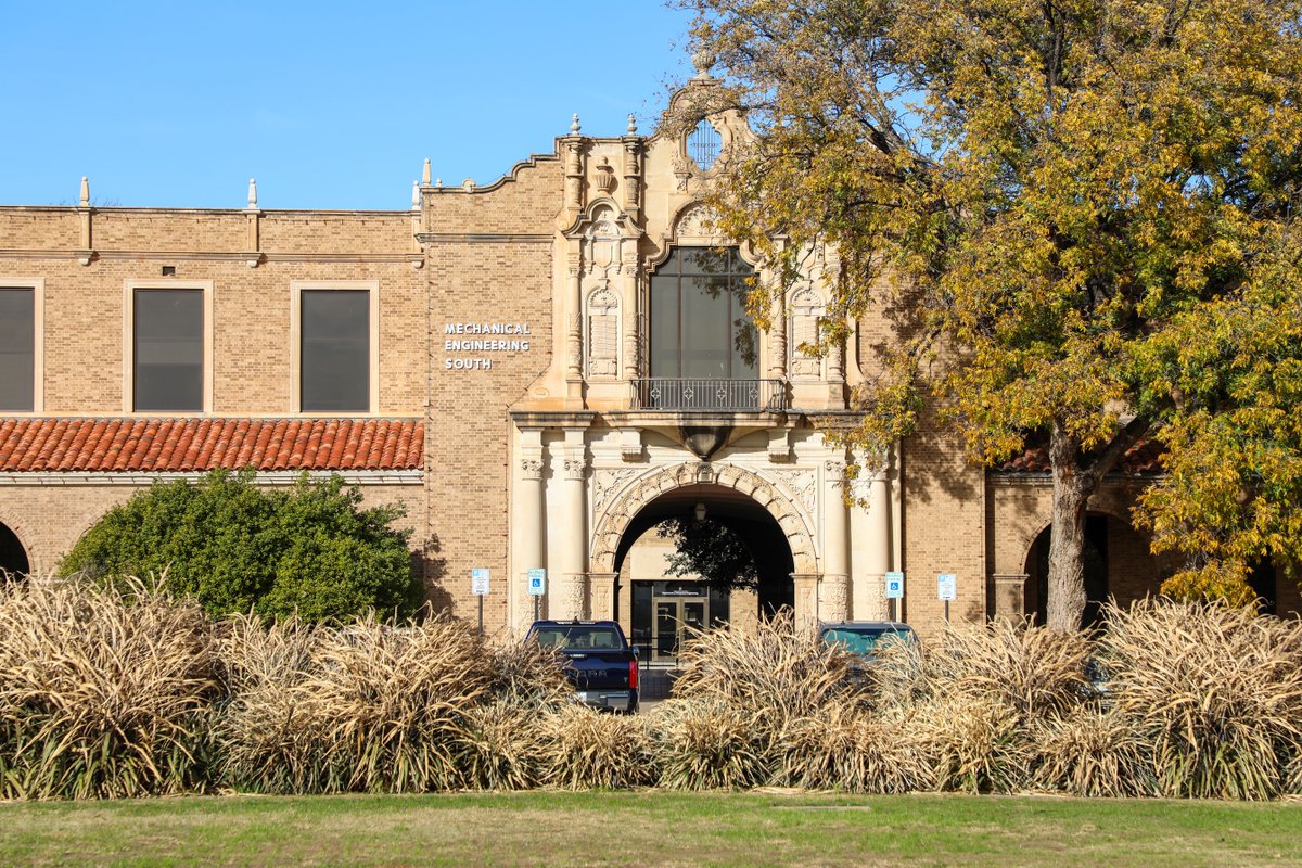TTUEngineering's tweet image. As we embrace the season of change, let’s tackle new engineering challenges this October!💪

Have a spooktacular October Red Raiders!👻

#ttuengineering #ttuwcoe #texastech