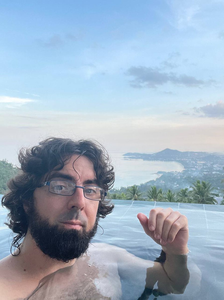 Cyril web2fou tweet media