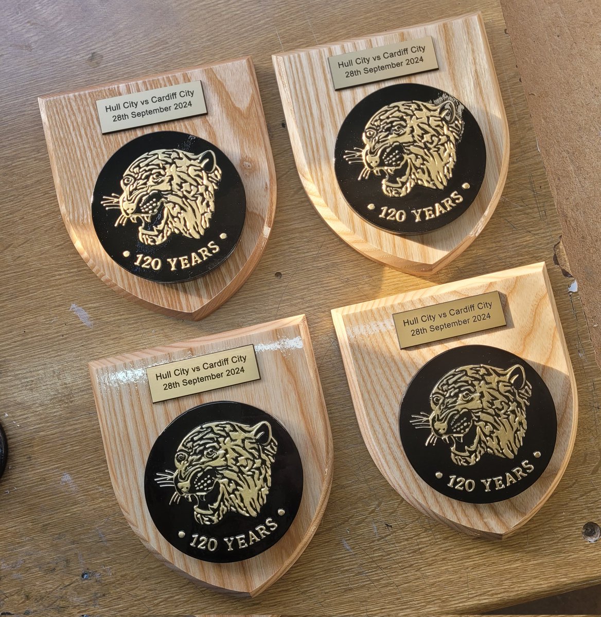 Another look at the shields we produced for Hull City to celebrate their 120th anniversary. 🖤

Their beautiful new crest created as a high-relief resin, hand-painted gold on a black background, mounted on 7x6'' solid ash bases. 👍🏻