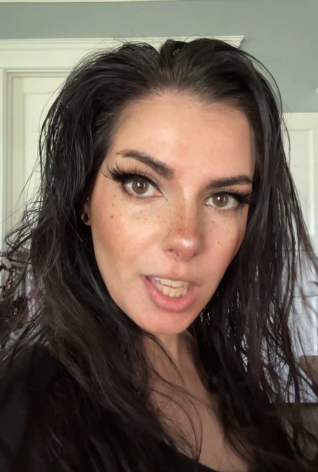farrahderossi