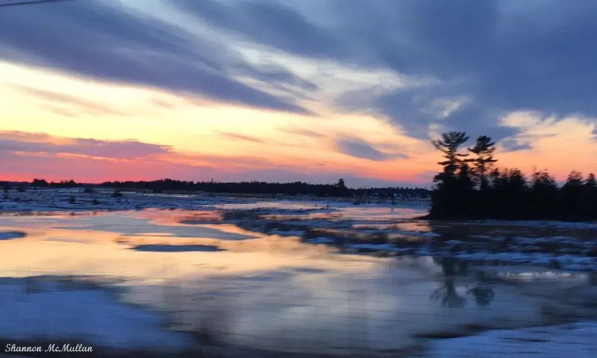 Manitoulin Island Magic. #travel #destinationawesome #sunset #manitoulinmagic What are the top things to do on Manitoulin Island?  buff.ly/3TvseEp