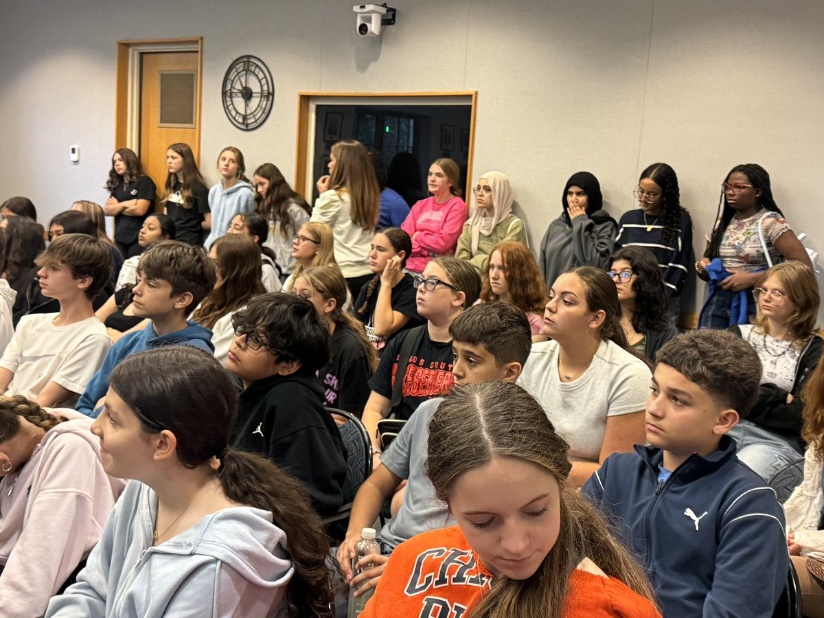 Starting off our day with <a href="/PalosPark/">Palos Park</a> with our #Capstone class field trip. Learning so much about how the city works. Thank you to Nicole Milovich-Walters and her team. <a href="/Palos_118/">Palos School District 118</a> <a href="/PalosSouth118/">Palos South 118</a>
