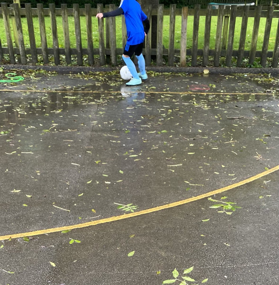 Colmers_FarmPS's tweet photo. It might be a wet week, but that isn't stopping us from #gettingactive ⚽️ football club are loving getting back into action today! #football @MrLathamPE @ExcelsiorMAT https://t.co/uqUAm92jLe