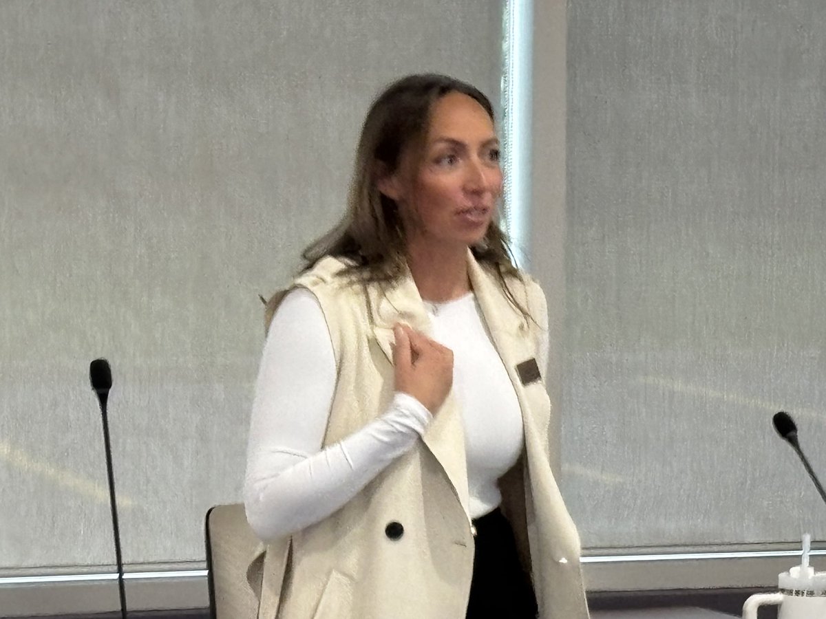 Katie Lewis-Prieur tweet media