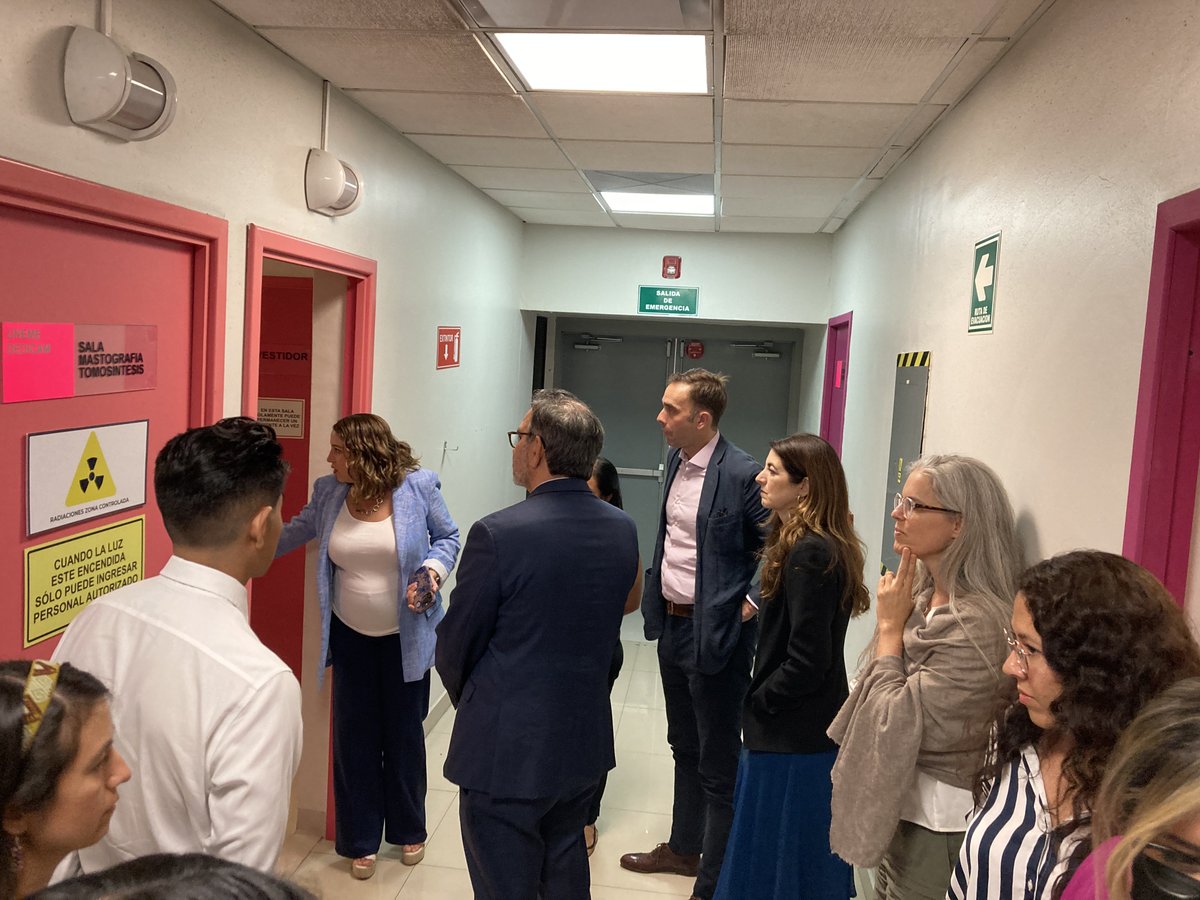 ListosCenter's tweet photo. @IsssteleonNL1 @NlSalud 🏢 Visitas a Sitios - Nuestro equipo recorrió las instalaciones de ISSSTELEON y SSNL para observar de primera mano dónde se implementarán estos proyectos, asegurando que se adapten a los sistemas de salud locales. #CancerColorrectal #CancerDeMama #ISSSTELEON #SSNL https://t.co/cxthKFPaei