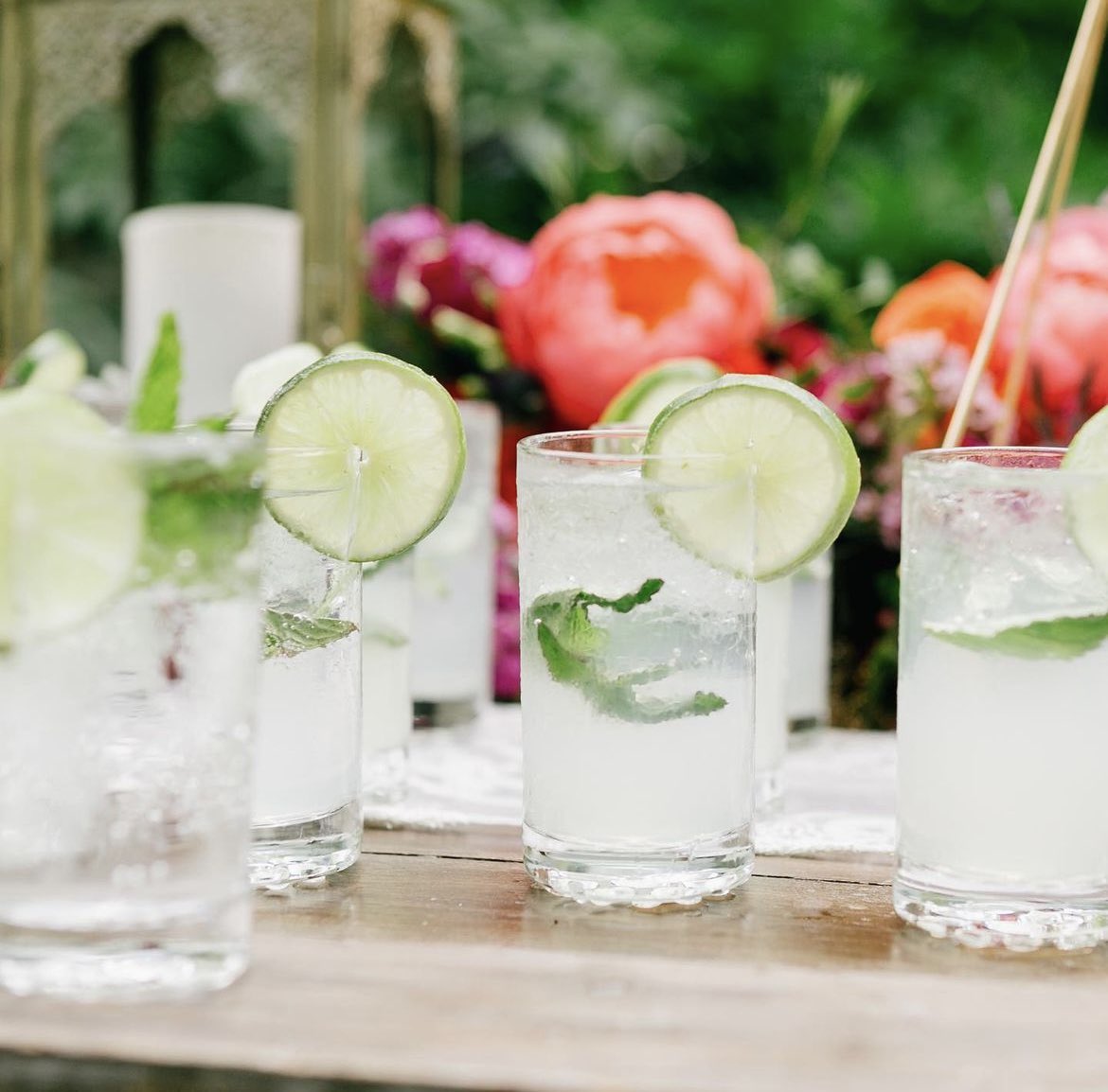 moff_20's tweet photo. Can never have too many drinks, whatever you’re looking for JAM Catering can do! Check them out 👀

#JAMCatering
#Catering https://t.co/iZQwoI9fhT
