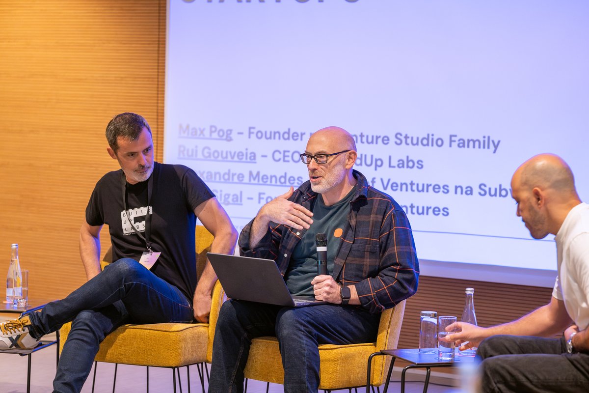 build_up_labs's tweet image. 🌟 Last week, we joined the 5th edition of #IncubX by Startup Portugal in Leiria with many other Portuguese incubators! 2 days of learning and networking. 

Our CEO, Rui Gouveia, spoke on a venture studio panel, sharing our studio journey on the studio side.
