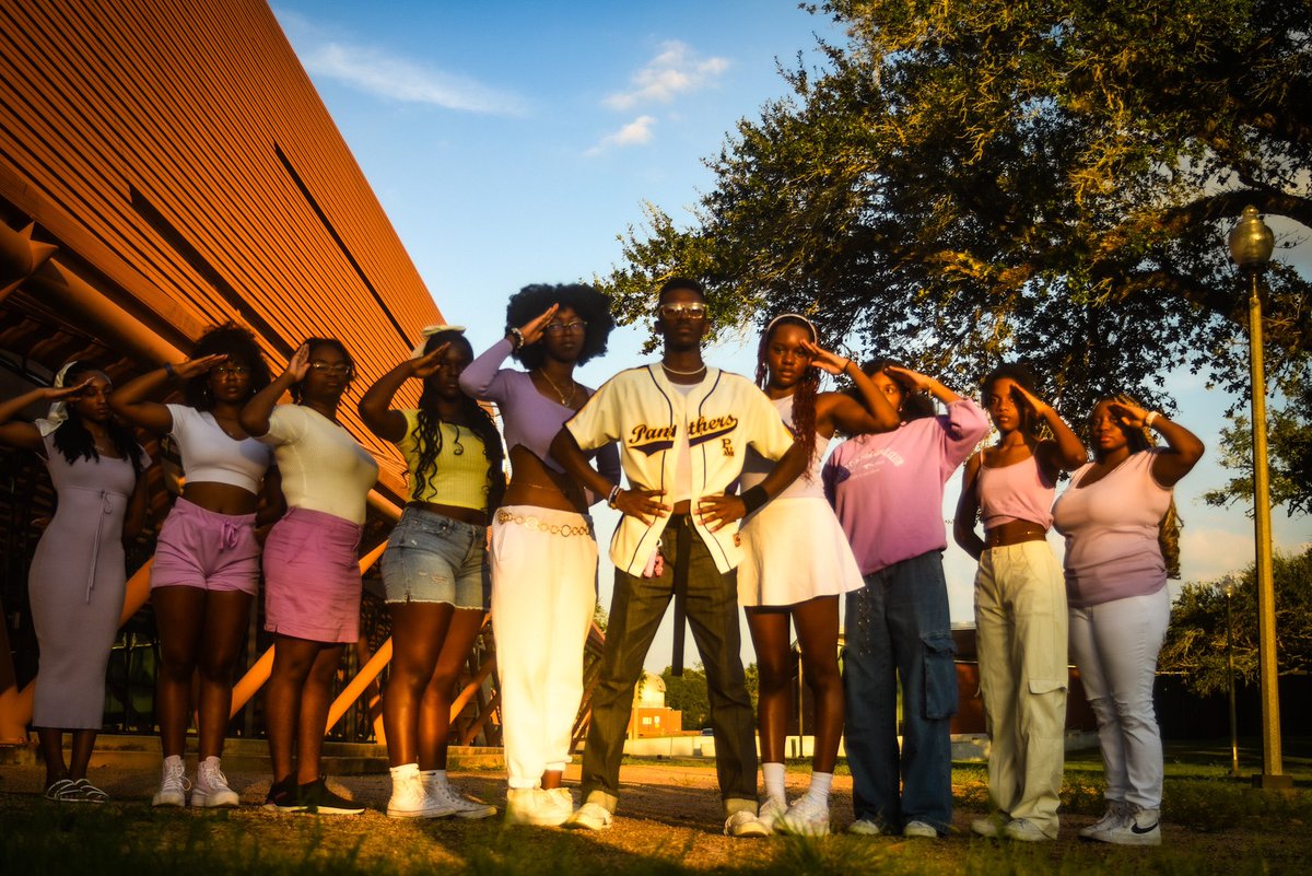 lockz_n_keyz's tweet photo. HELLLOOOOO EVERYONE! Welcoming our newest members of Lockz N Keyz for the 2024-2025 school year! Pleased to meet #Nova #Kyla #Kyeese #Mikayla #Kam #Asja #Gabby and #Dejour 💜 Thank you to our photographers kp_shotdat and devin.akni on IG for the photos! https://t.co/Ig0loOaXps