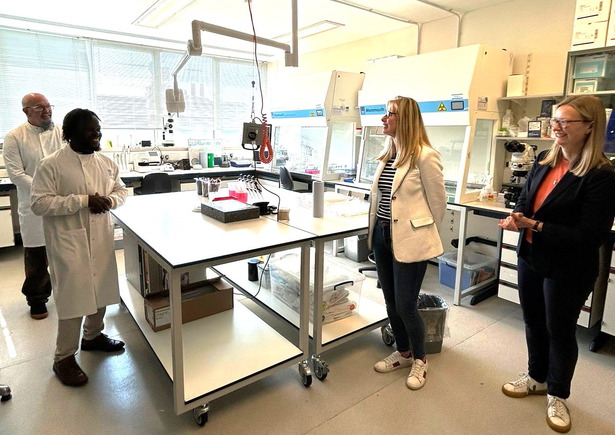 It was great to host the UK Deputy Chief Veterinary Officers and team at our Weymouth lab to share our aquatic animal health research and how we support the high health status of aquatic animals in the UK.
We look forward to continued work together to support #aquaticanimalhealth