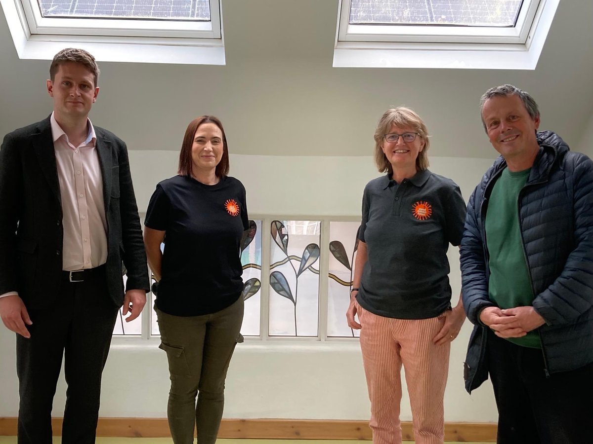 LibDemDavid's tweet photo. This morning I visited Hwb y Gors to see what community energy schemes can do for a community.  

The redevelopment of Cwmgors Primary School into a low-carbon community arts, education and enterprise centre has made substantial progress. https://t.co/VZqwqFnakb
